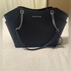 Michael Kors Jet Set large shoulder bag, blue